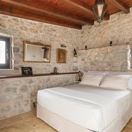 Fameliti Casa Torre Villa Stavrion Exterior photo